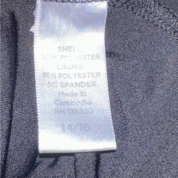 Avenue Floral Blouse, Size 14/16 - Picture 6 of 6